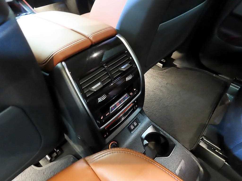 BMW X7 2022 Gold color - Importación desde Corea - HF Imports Iquique - Foto 14
