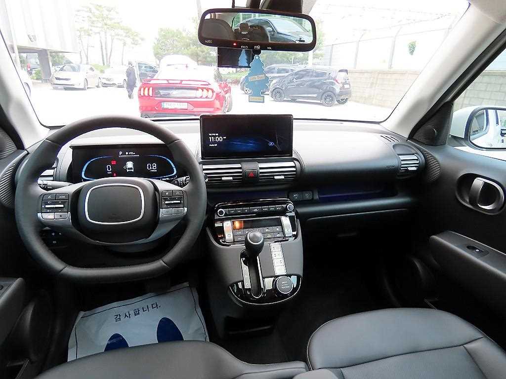 HYUNDAI Casper - Vista 7
