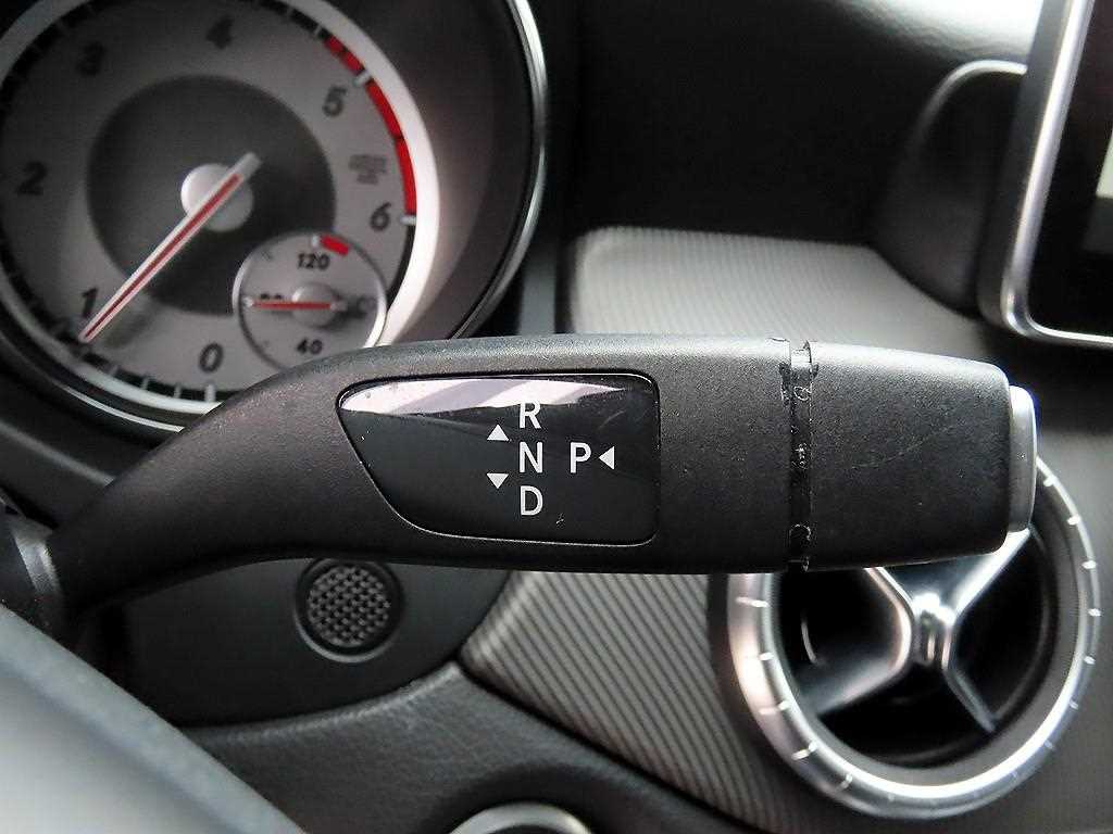 Mercedes Benz CLA Class - Vista 10