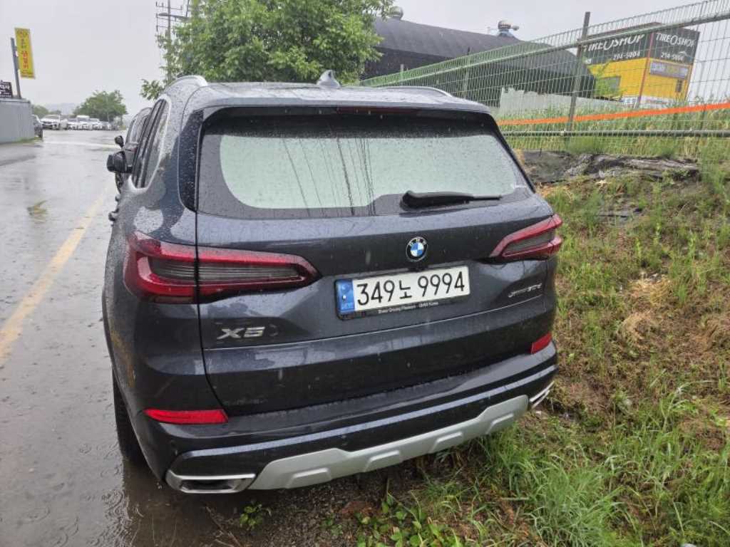 BMW X5 - Vista 4
