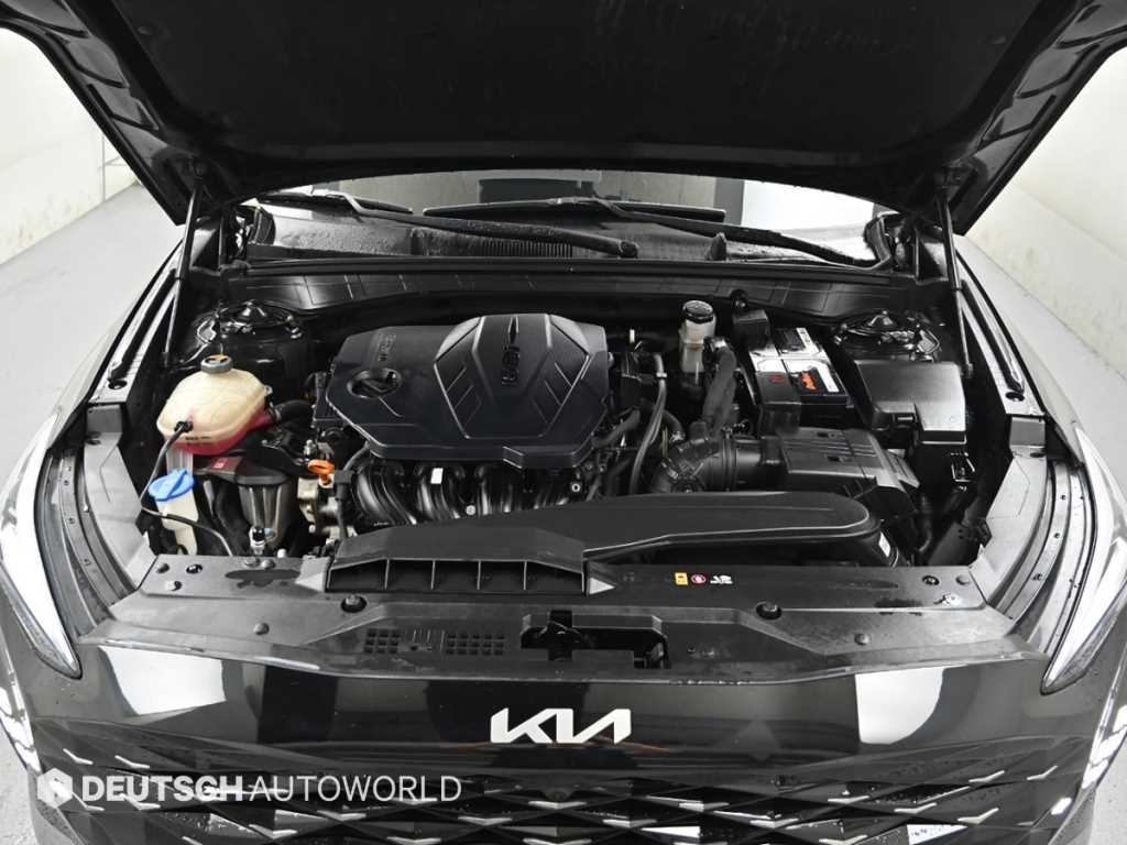 KIA K8 - Vista 7