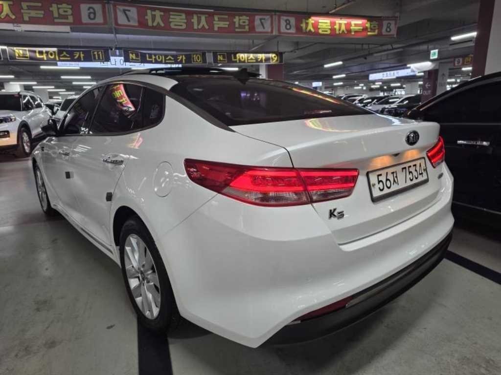 KIA K5 - Vista 2