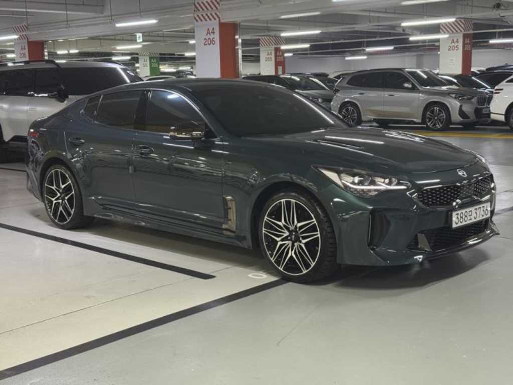 KIA Stinger - Vista 3