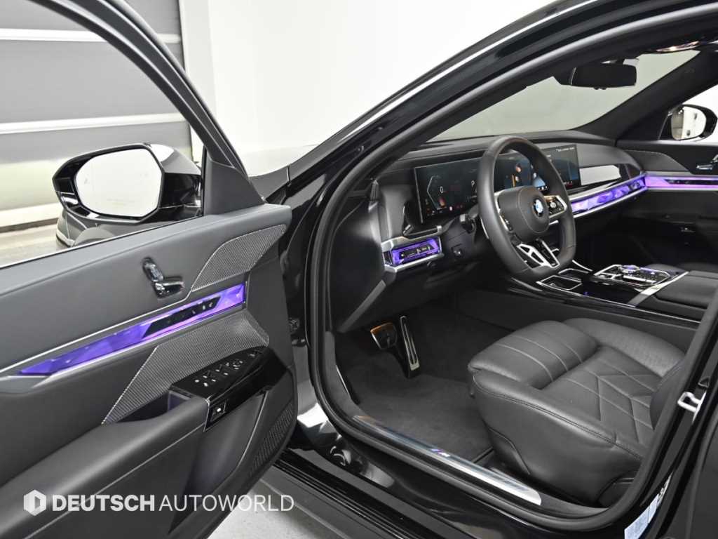 BMW 7 Series - Vista 11