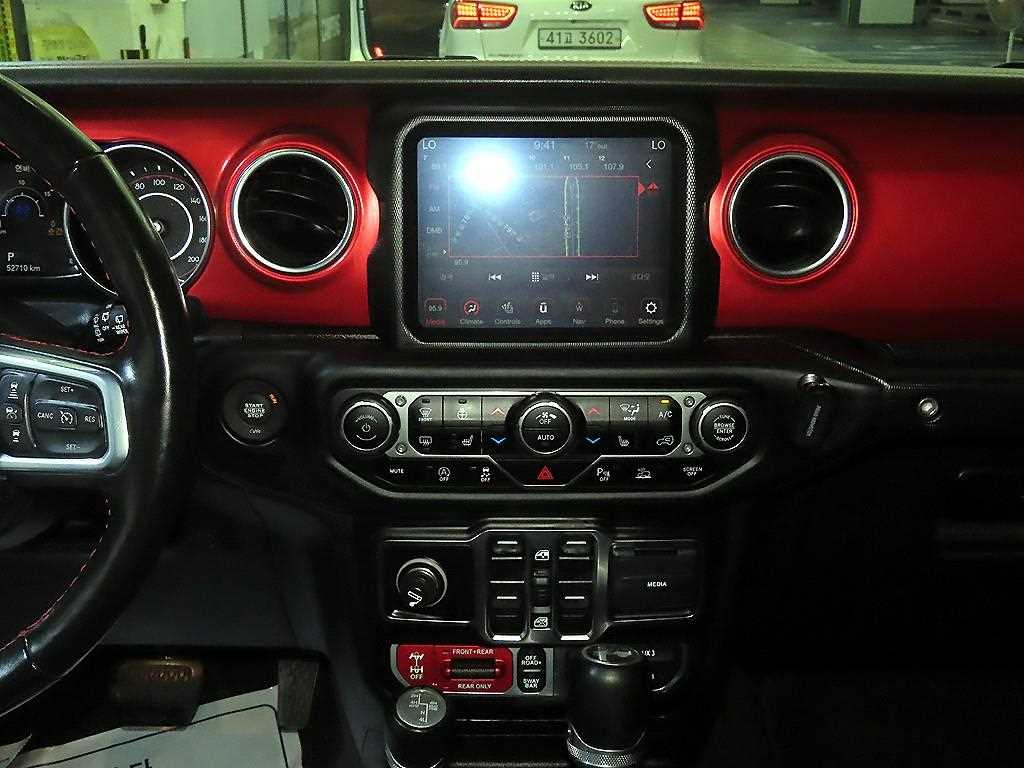 Jeep Wrangler - Vista 11