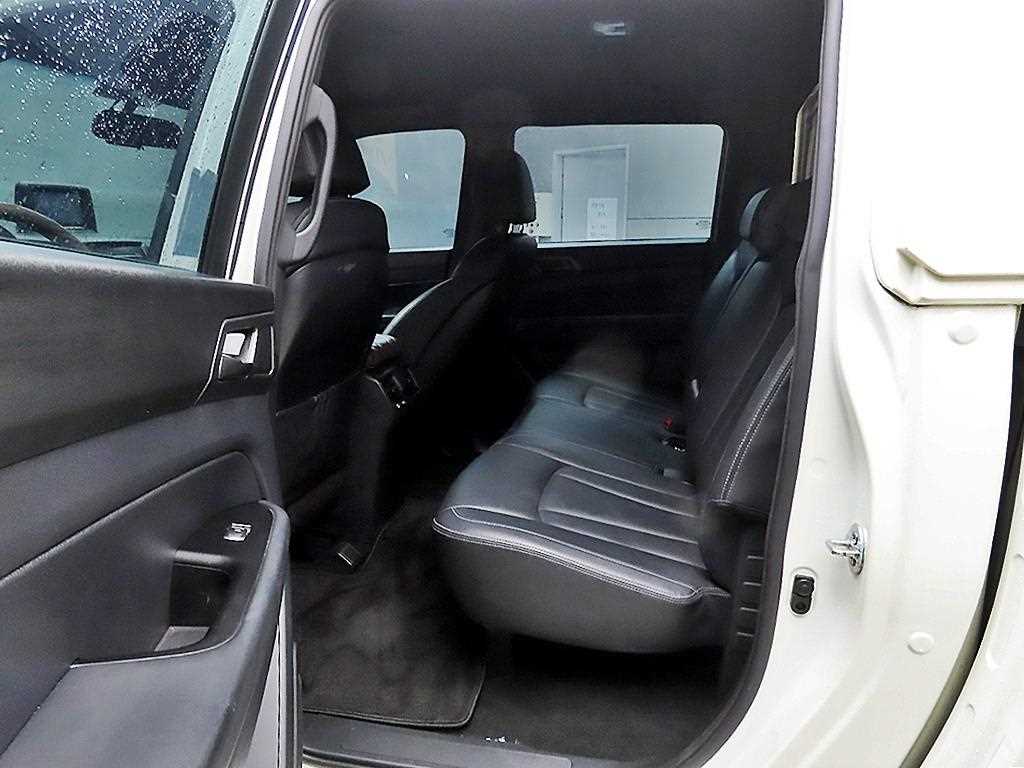 Ssangyong Rexton - Vista 6