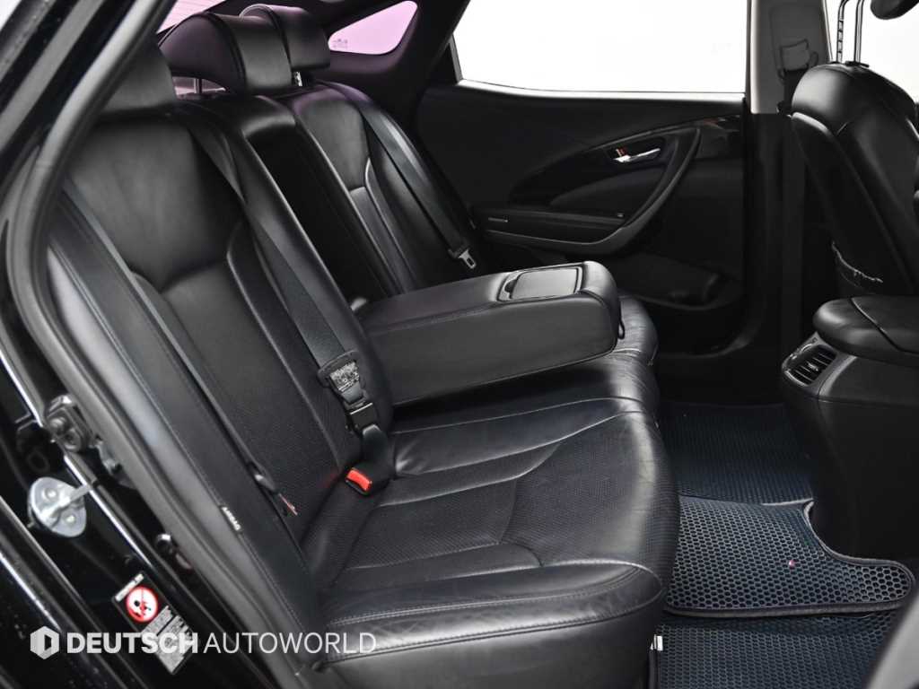 HYUNDAI Grandeur - Vista 12