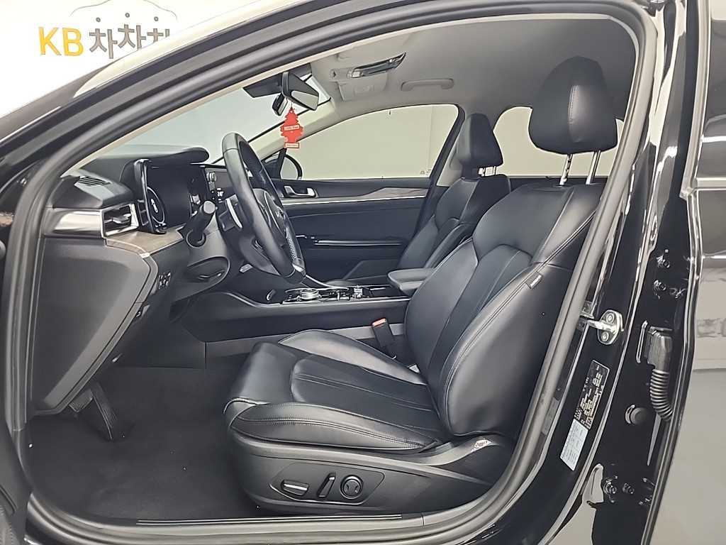 KIA K5 - Vista 11