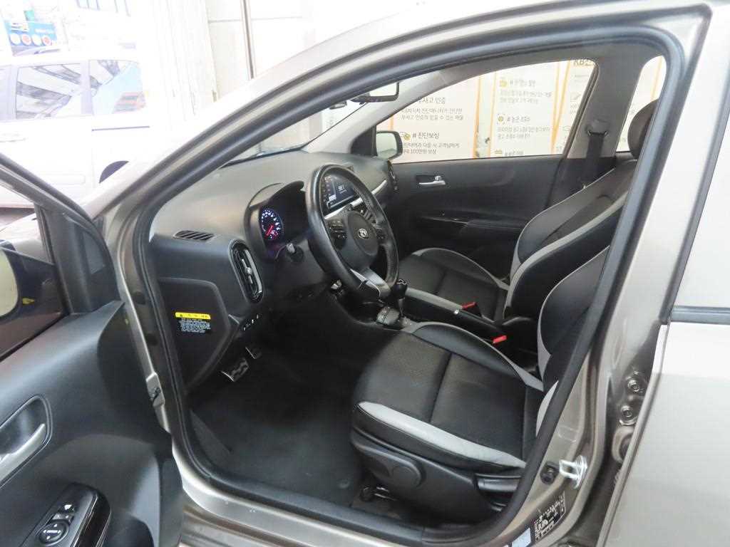 KIA Morning - Vista 5