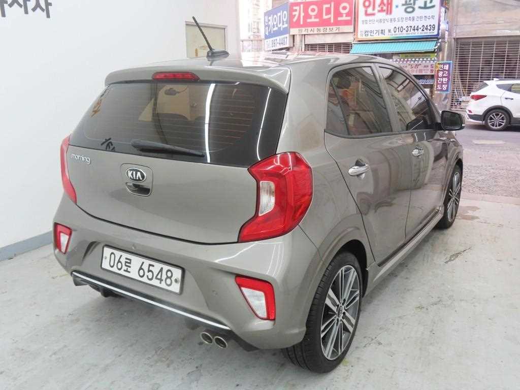 KIA Morning - Vista 3