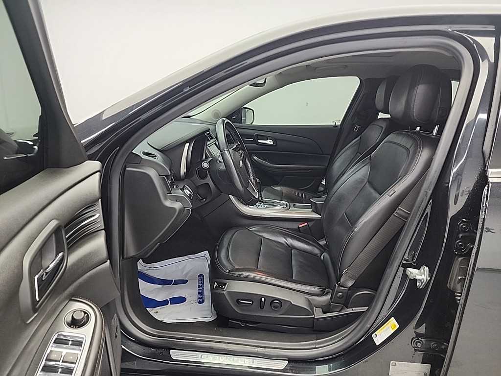 Chevrolet Malibu - Vista 11