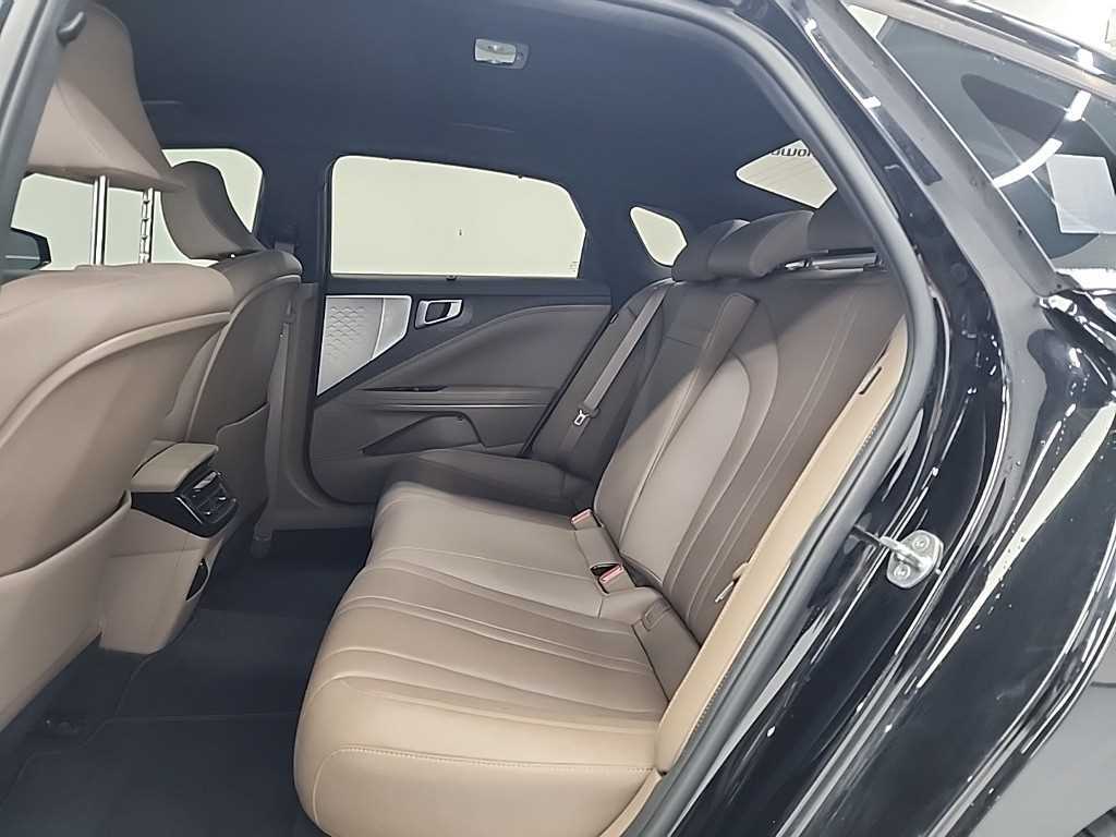 KIA K8 - Vista 12