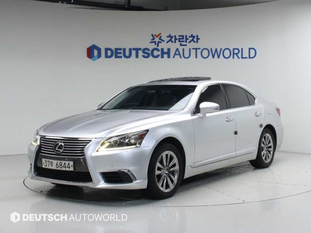 Lexus LS - Vista 2