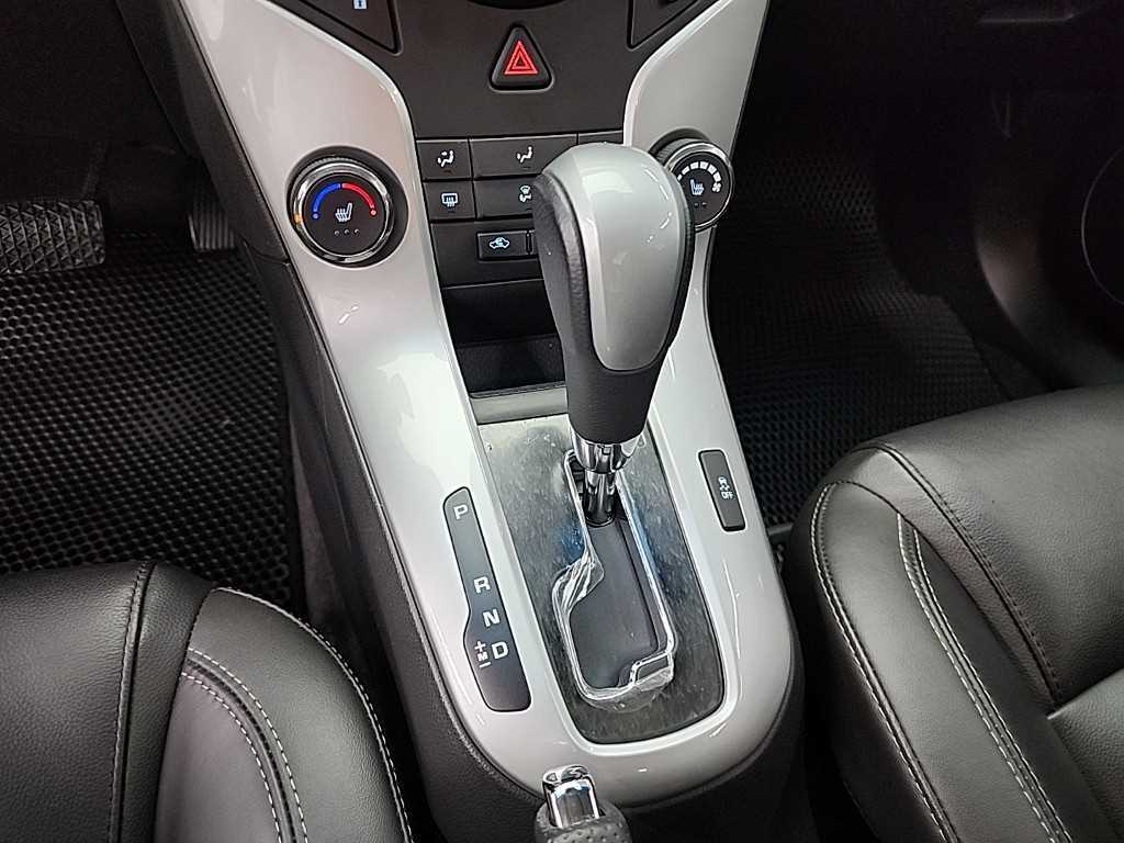 Chevrolet Cruise - Vista 8