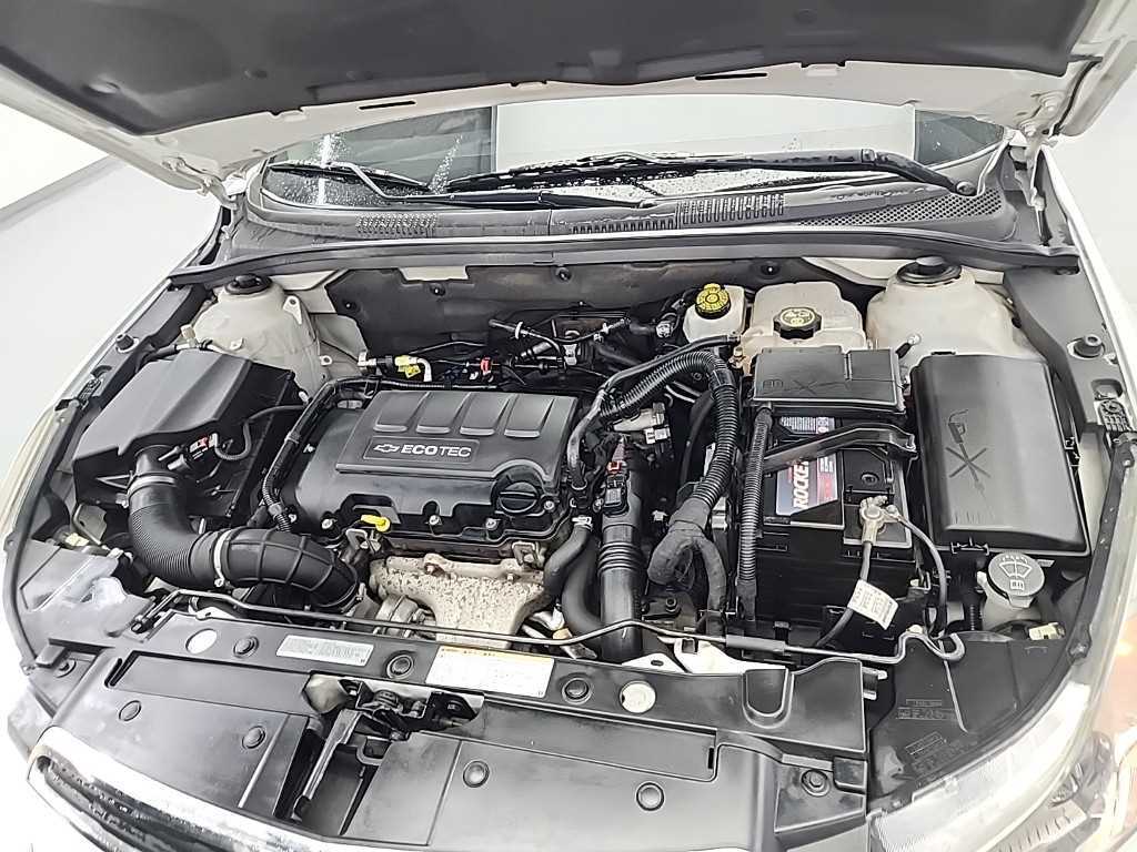 Chevrolet Cruise - Vista 5