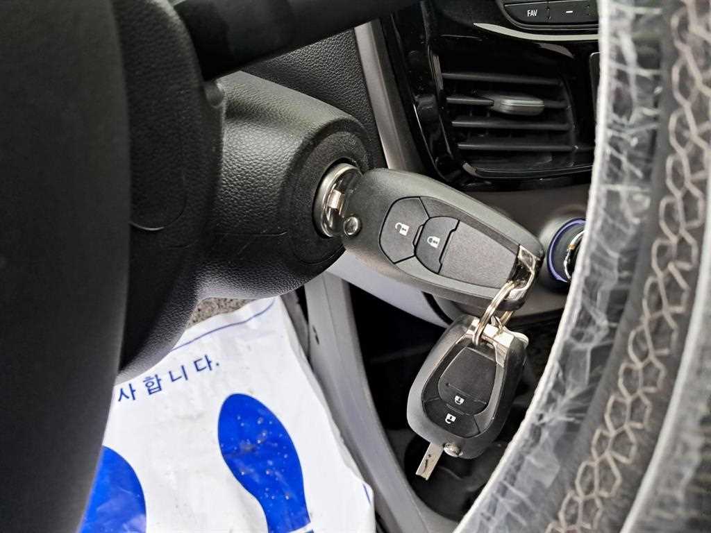 Chevrolet Spark 2019 Blanco - Importación desde Corea - HF Imports Iquique - Foto 15