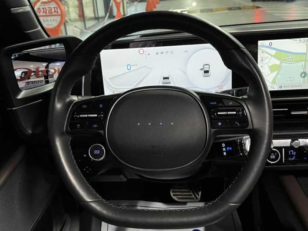 HYUNDAI Ioniq 6 - Vista 11