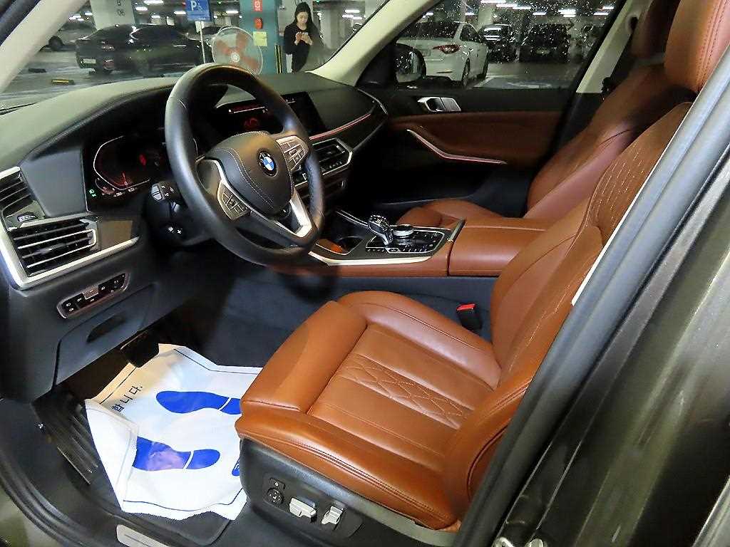 BMW X7 - Vista 10