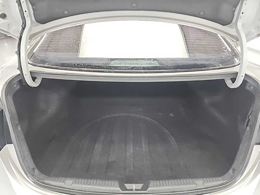 HYUNDAI Avante 2013 Plateado - Importación desde Corea - HF Imports Iquique - Foto 18