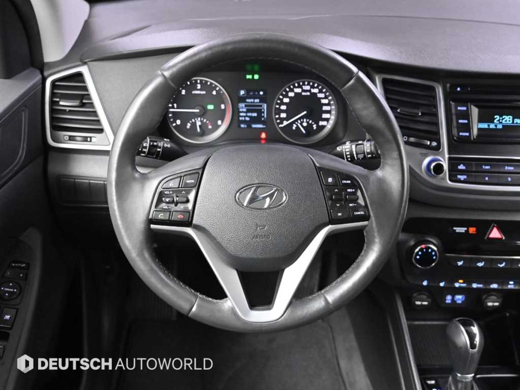 HYUNDAI Tucson 2017 Negro - Importación desde Corea - HF Imports Iquique - Foto 13