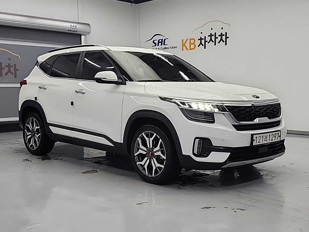 KIA Seltos - Vista 4