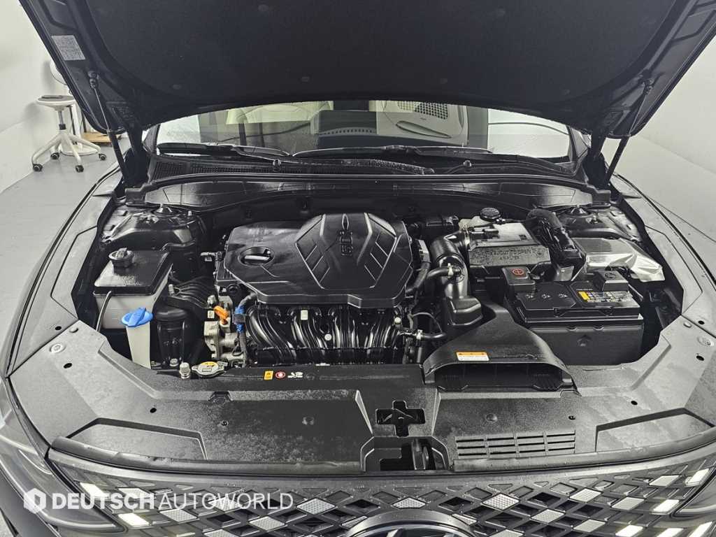 HYUNDAI Grandeur - Vista 7
