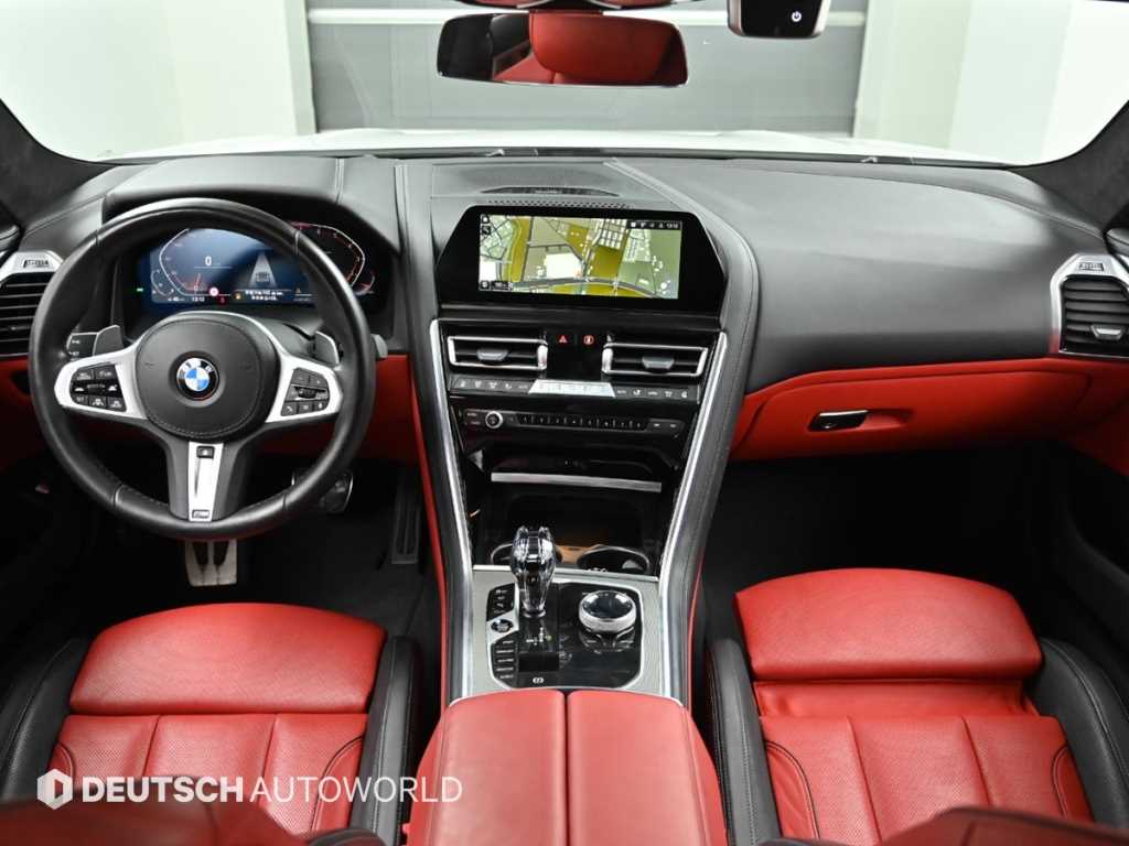 BMW 8 Series - Vista 8