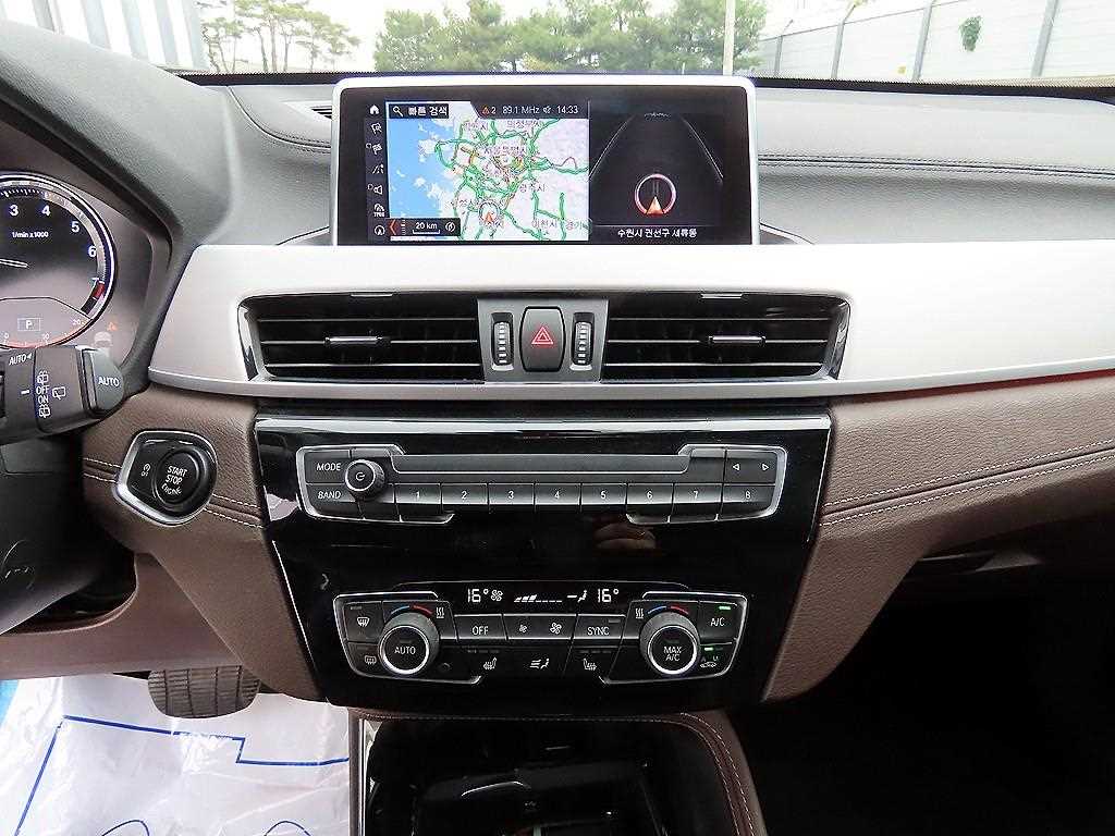 BMW X1 2022 Negro - Importación desde Corea - HF Imports Iquique - Foto 13