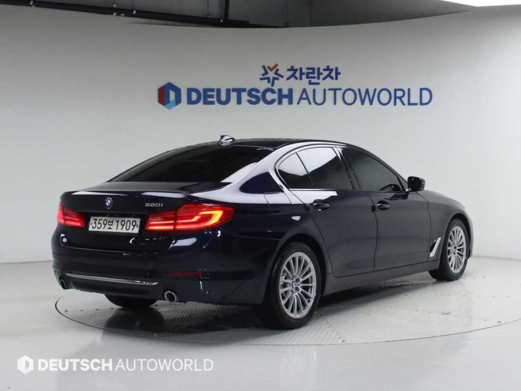 BMW 5 Series - Vista 2