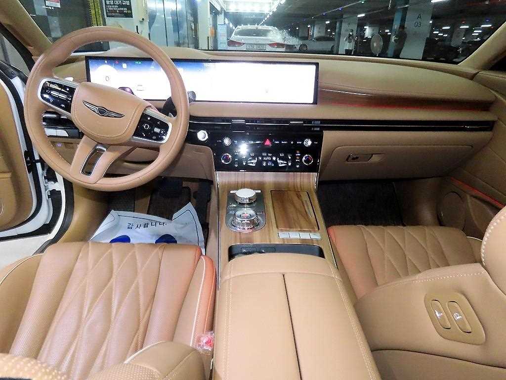 Genesis G80 - Vista 10