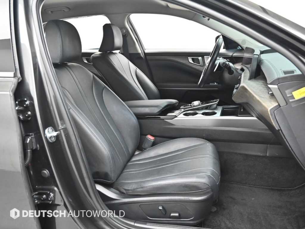 KIA K8 - Vista 10