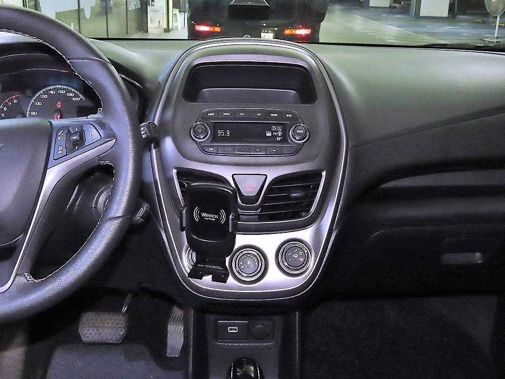 Chevrolet Spark - Vista 11