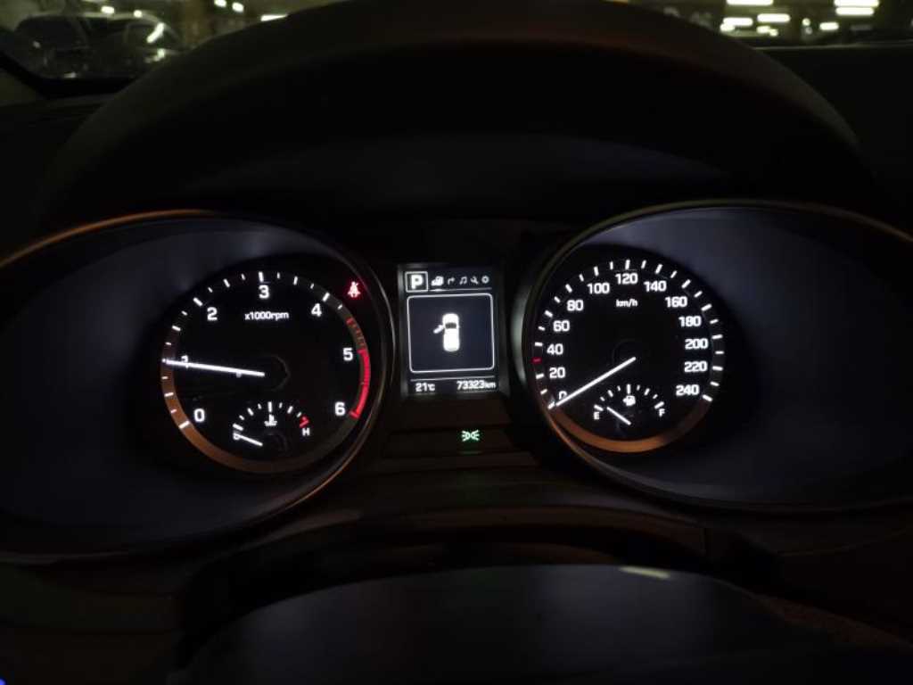 HYUNDAI Santa Fe - Vista 6
