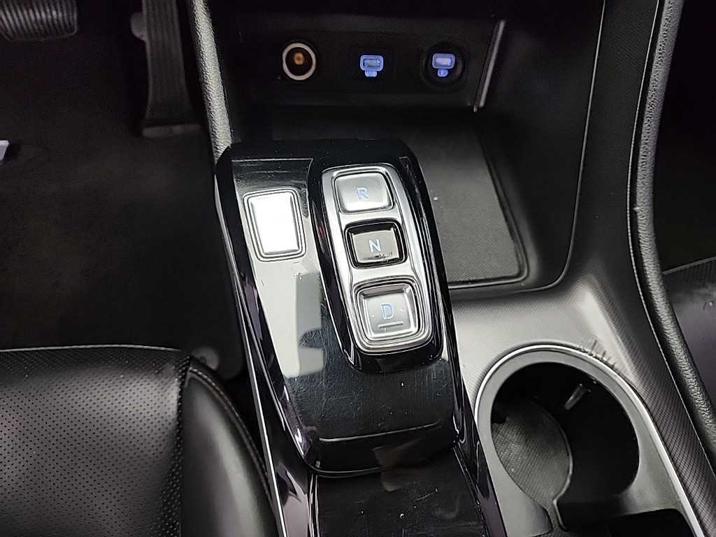 HYUNDAI Sonata - Vista 8