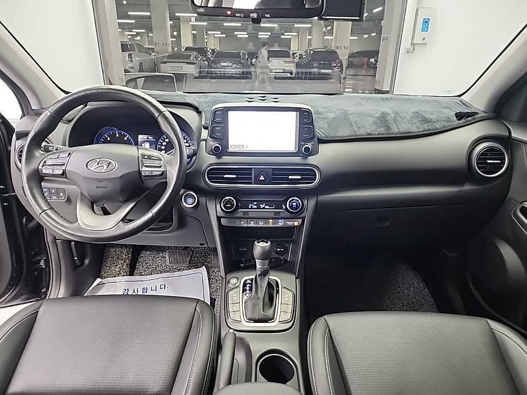 HYUNDAI Kona - Vista 8