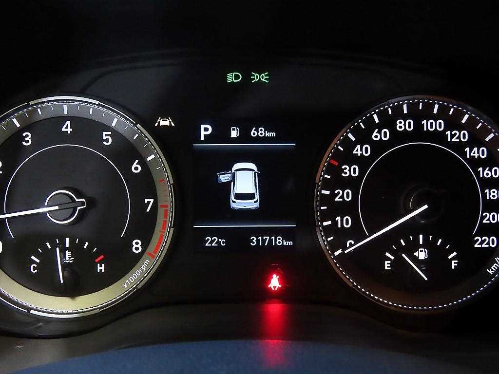 HYUNDAI Venue - Vista 9