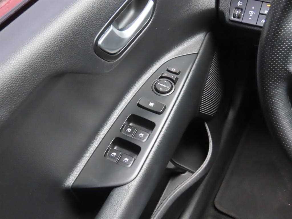 KIA Stonic - Vista 12