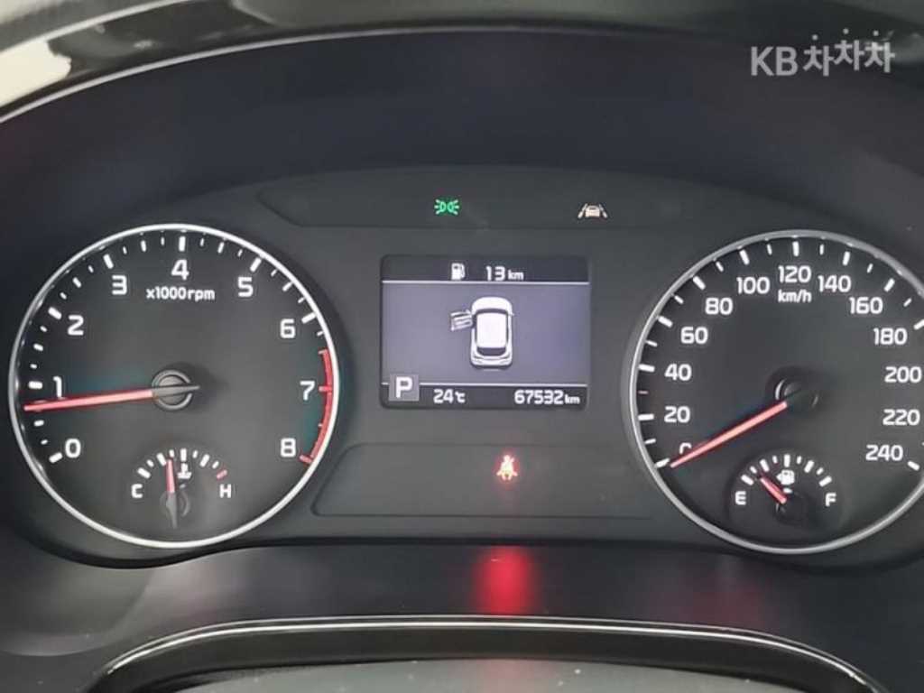 KIA Seltos - Vista 5