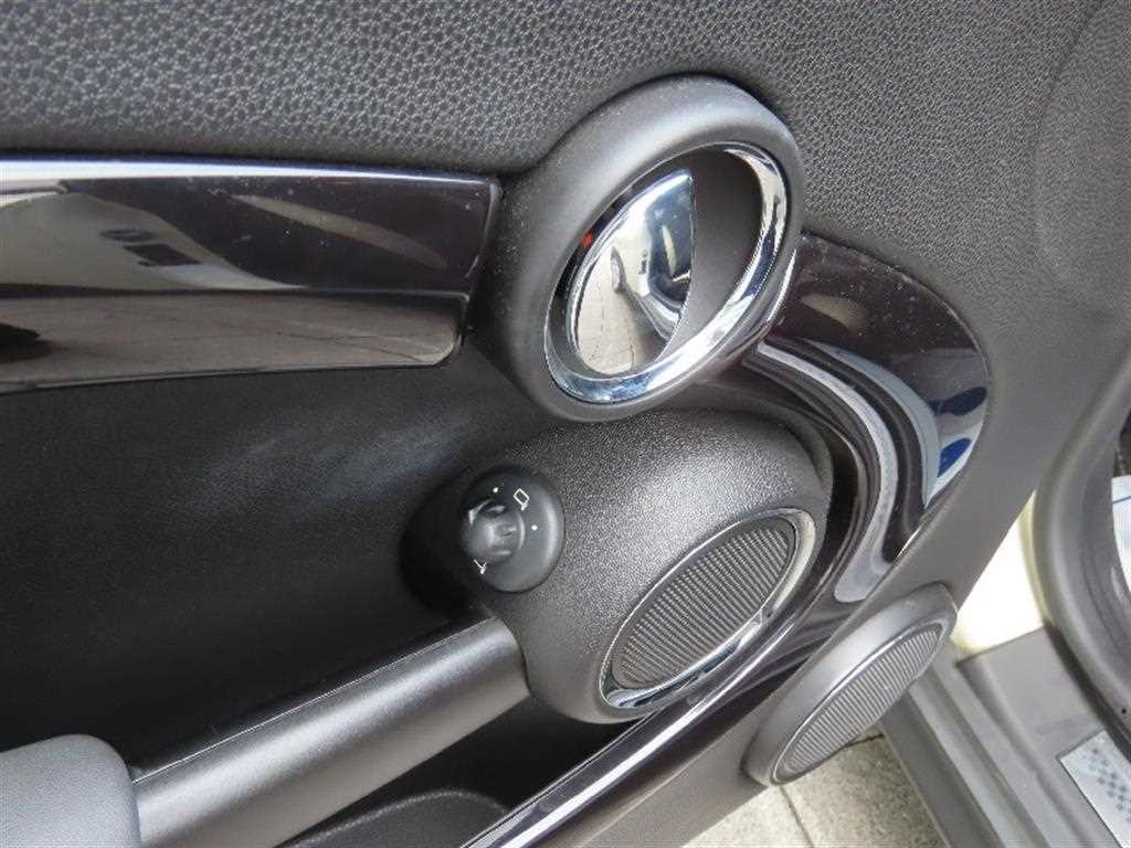 Mini Clubman - Vista 12