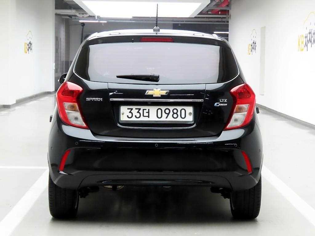 Chevrolet Spark - Vista 3