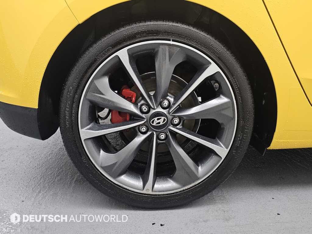 HYUNDAI Veloster - Vista 5