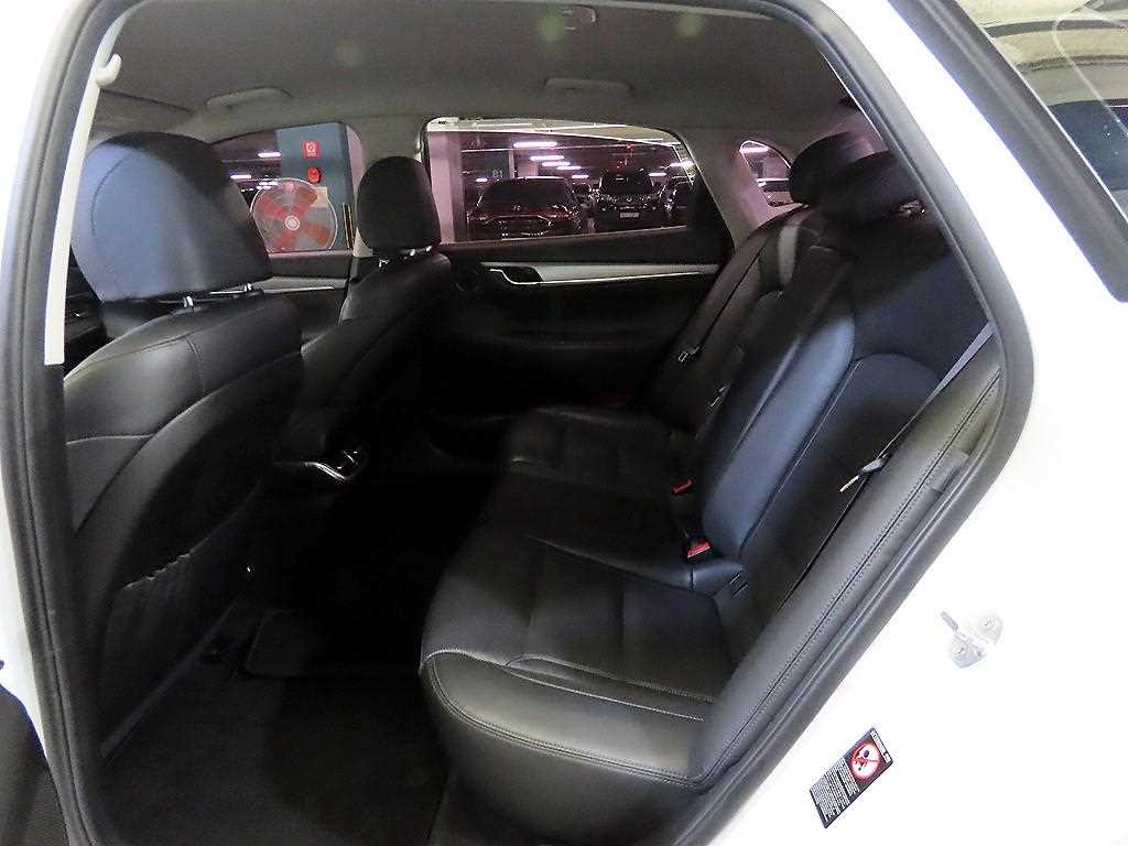 HYUNDAI Grandeur - Vista 7