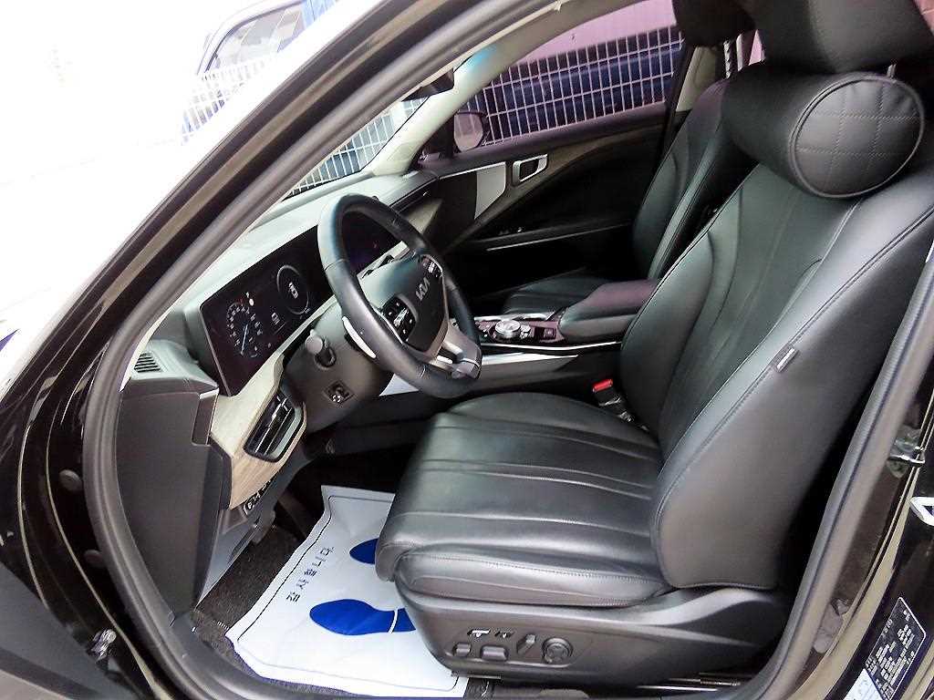 KIA K8 - Vista 5