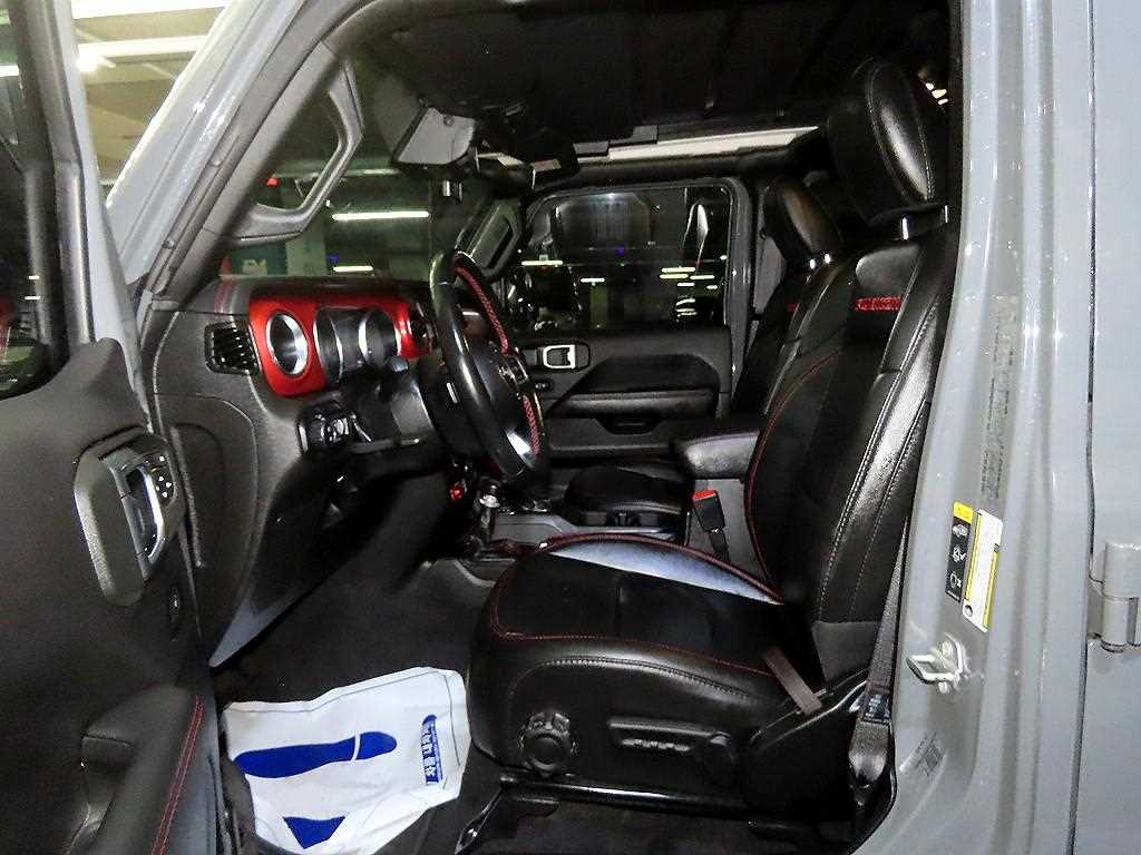 Jeep Wrangler - Vista 6