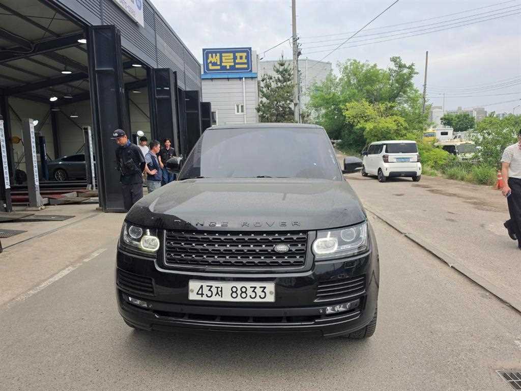Land Rover Range Rover 2015 Negro - Importación desde Corea - HF Imports Iquique - Foto 1