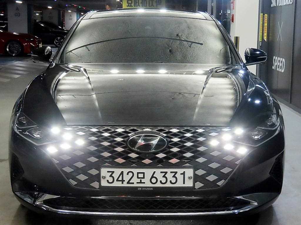 HYUNDAI Grandeur - Vista 2