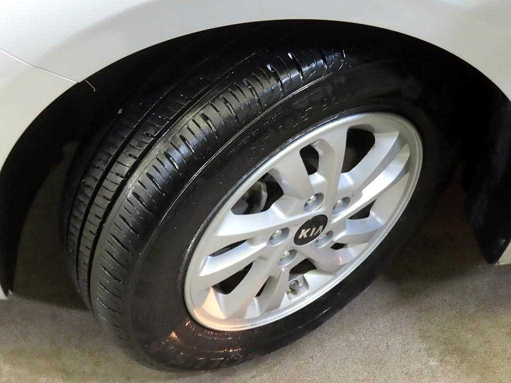 KIA K3 2019 Plateado - Importación desde Corea - HF Imports Iquique - Foto 18