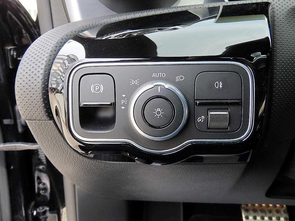 Mercedes Benz CLA Class 2020 Negro - Importación desde Corea - HF Imports Iquique - Foto 13