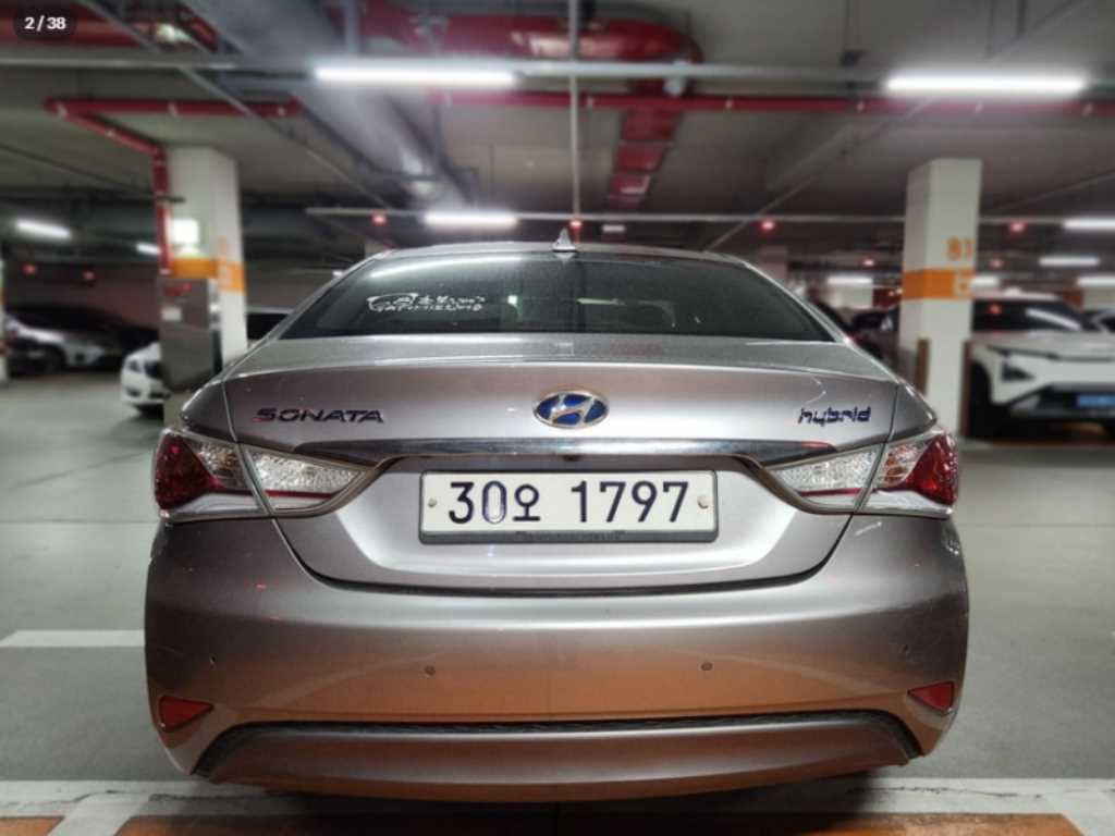 HYUNDAI Sonata - Vista 3