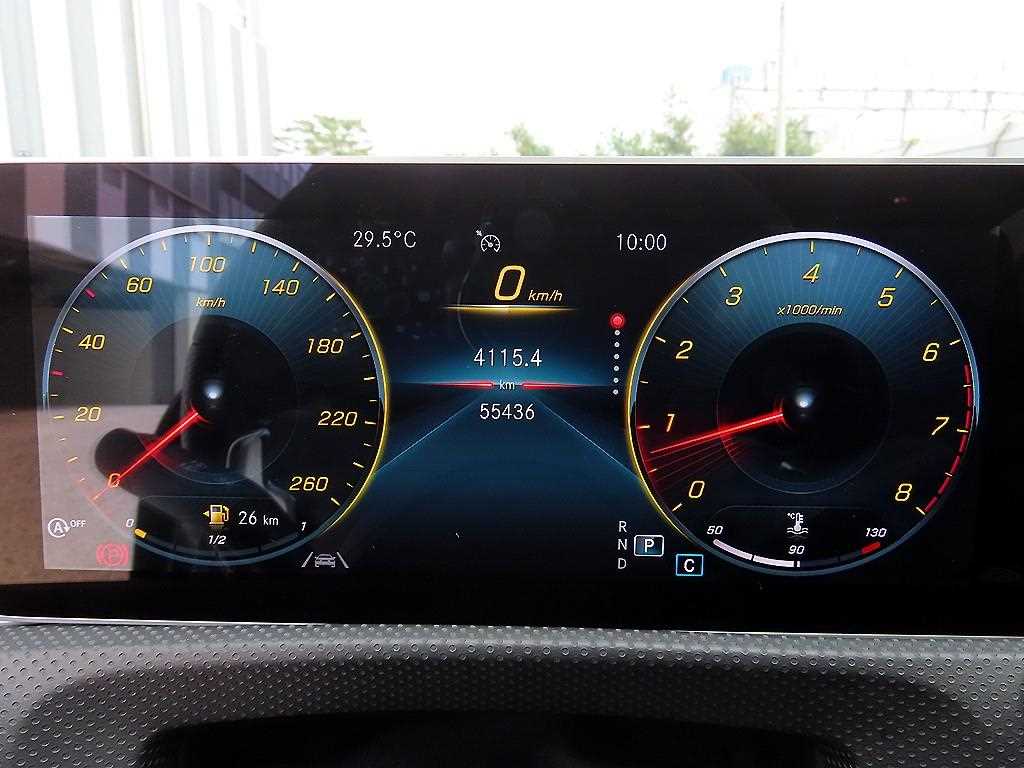 Mercedes Benz CLA Class - Vista 10